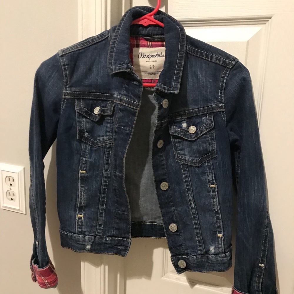 Aeropostale Jean Jacket! 💁🏼‍♀️ Size Small